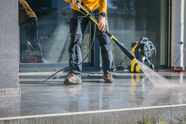Best Sidewalk and Walkway Pressure Cleaning in Parkway, CA